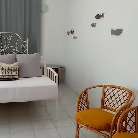 Apartment Mala Marta, 60qm Room, Near Kastela
