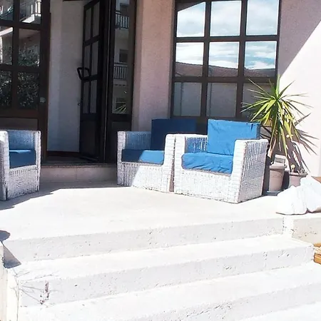 Mala Marta, 60qm Room, Near Apartment Kastela