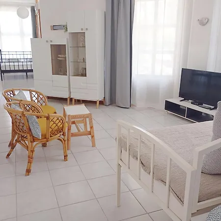 Mala Marta, 60qm Room, Near アパート