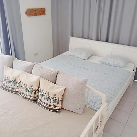 Apartment Mala Marta, 60qm Room, Near Kastela
